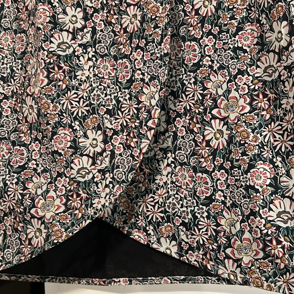J Crew Tie-back tulip skirt in Liberty® floral Size 6 NWOT - Picture 3 of 6